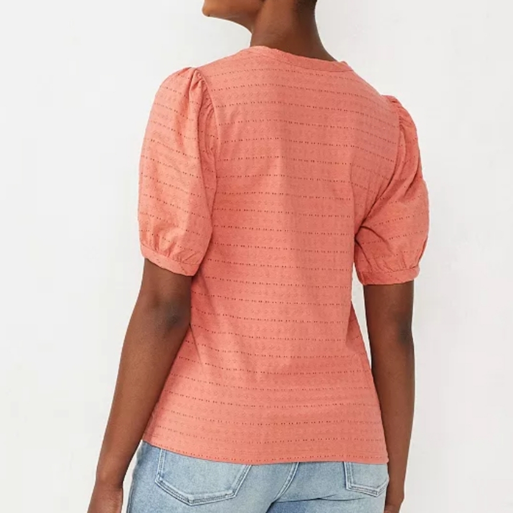 ✨Closet Refresh: Lauren Conrad Balloon Short Sleeve Round Neck Tee Size Medium